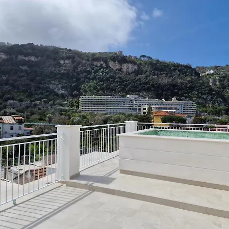 Leone Sorrento