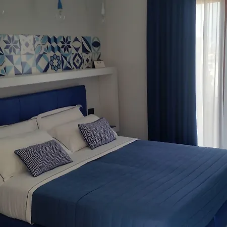 Hotell Leone 3*