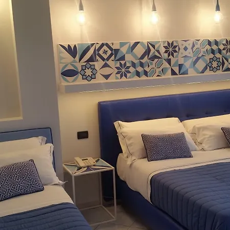 Leone Hotell