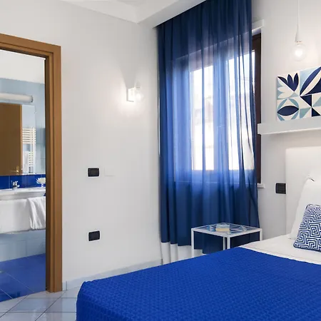 Leone Hotell