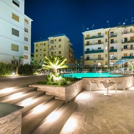 Готель Leone Сорренто